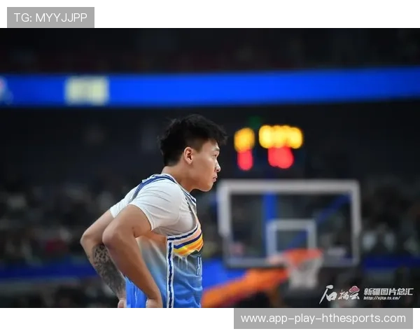 伤痛遮云，赵睿和他的新疆篇章，赵睿与新疆