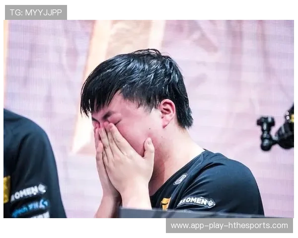 英雄联盟:LPL战队Uzi退役周年纪念赛引发粉丝追忆,uzi退役仪式视频完整版 英雄联盟:LPL战队Uzi退役周年纪念赛引发粉丝追忆,uzi退役仪式视频完整版